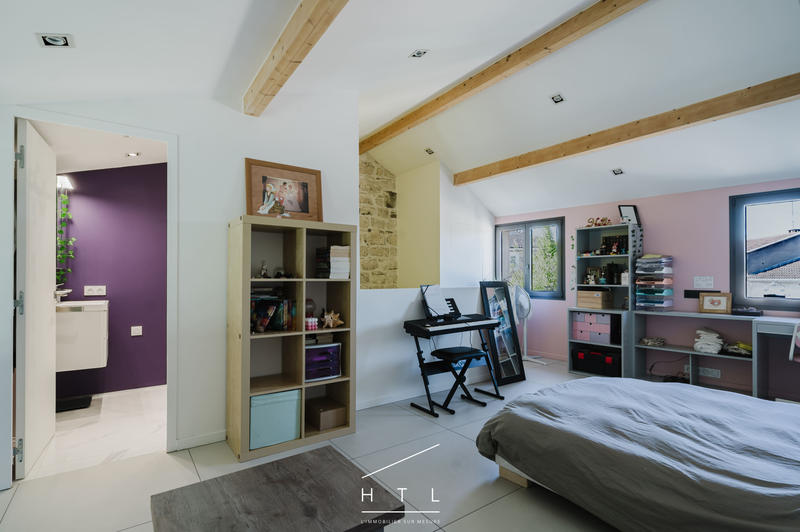 Maison - 184 m² - 7 pièces