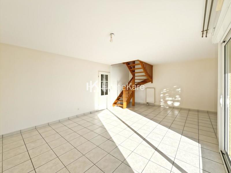 Maison - 102 m² - 5 pièces