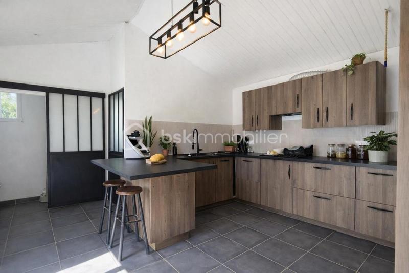 Maison - 105 m² - 5 pièces