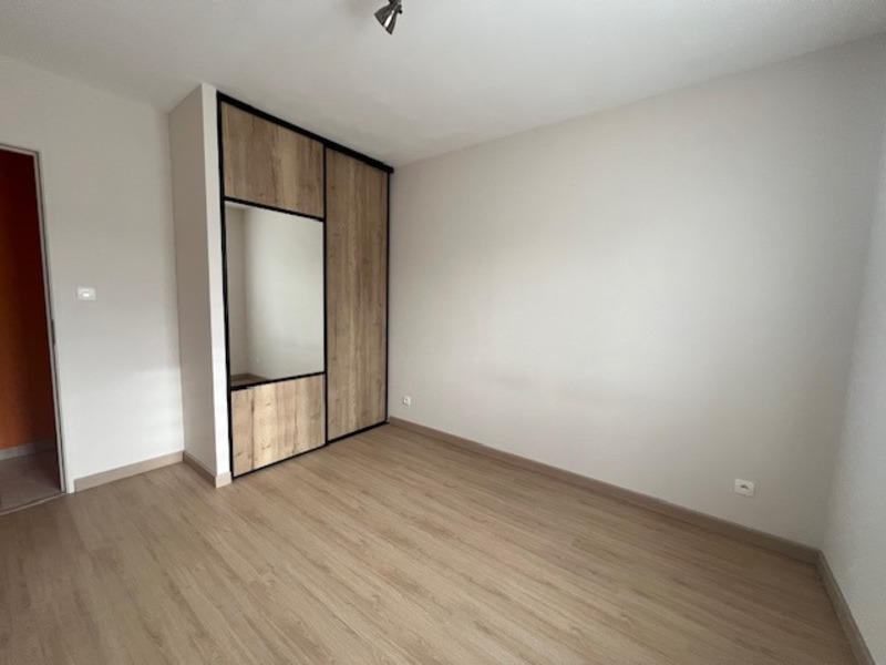 Maison - 121 m² - 7 pièces