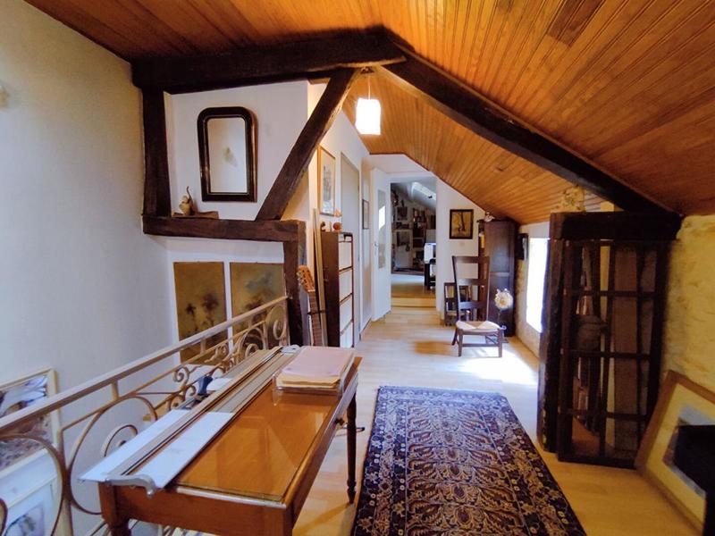 Maison - 183 m² - 7 pièces