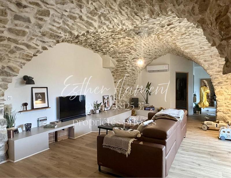 Appartement - 108 m² - 3 pièces