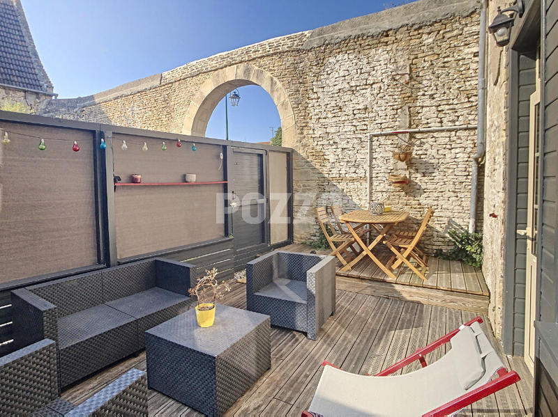 Maison - 95 m² - 5 pièces