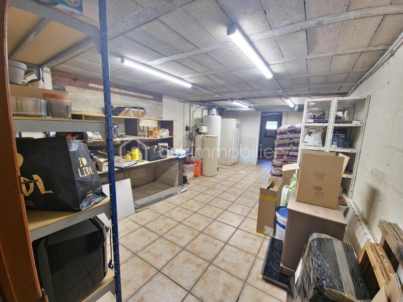 Maison traditionnelle - 164 m² - 6 pièces