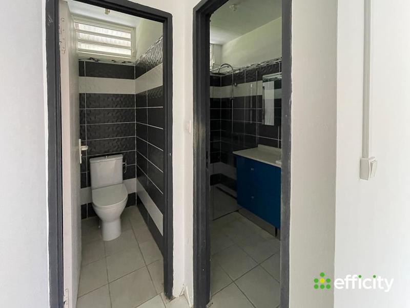 Maison - 65 m² - 5 pièces