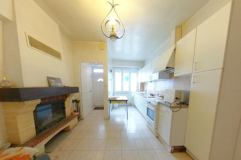 Maison - 130 m² - 7 pièces