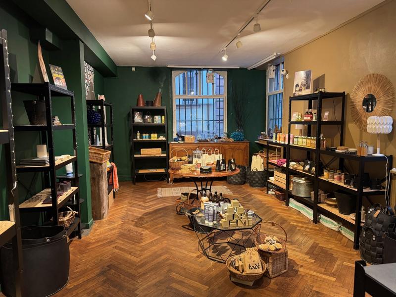 Fonds de commerce - Local commercial - 74 m²