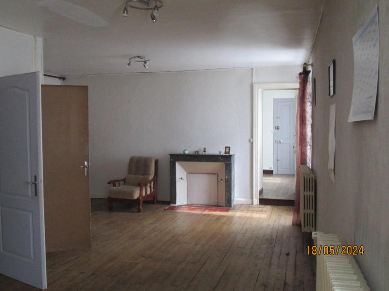 Maison - 262 m² - 9 pièces