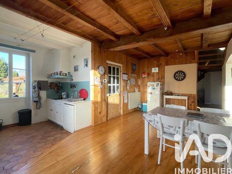 Maison - 185 m² - 6 pièces