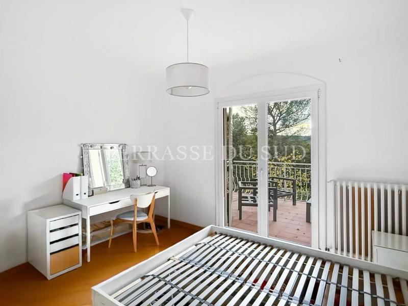 Maison - 162 m² - 7 pièces