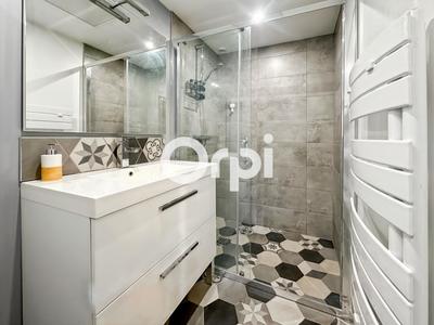 Studio - 27 m² - 2 pièces