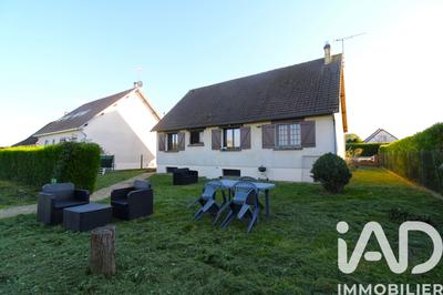 Maison - 95 m² - 5 pièces