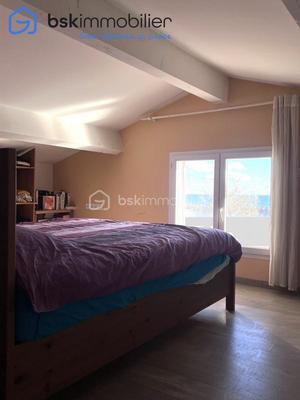 Maison - 75 m² - 5 pièces