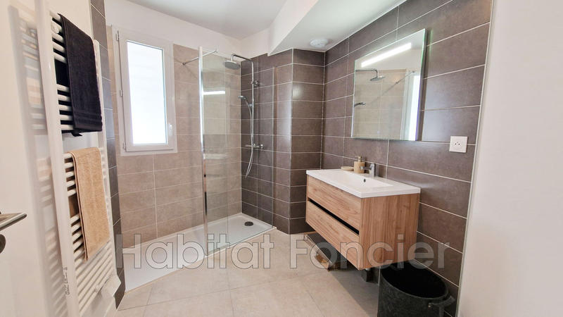 Appartement - 79 m² - 3 pièces