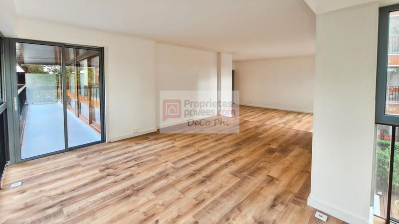 Appartement - 94 m² - 4 pièces