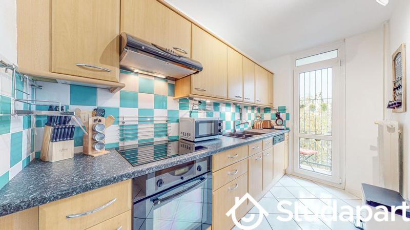 Chambre - 12 m² - 1 pièce