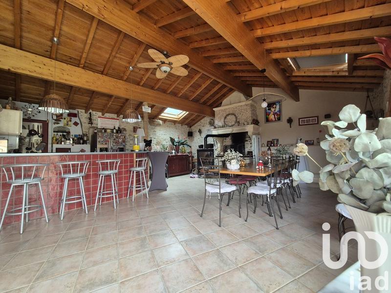 Maison - 227 m² - 6 pièces