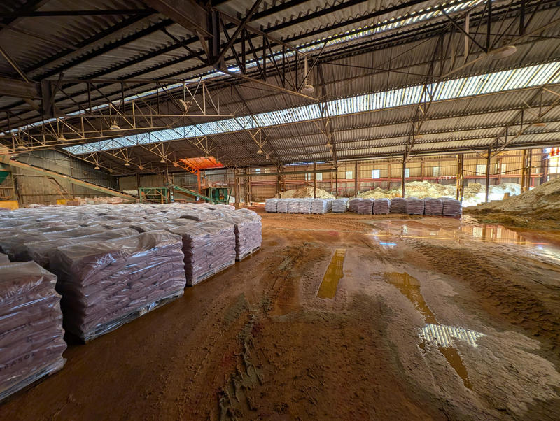 Entrepôt - 3 100 m²