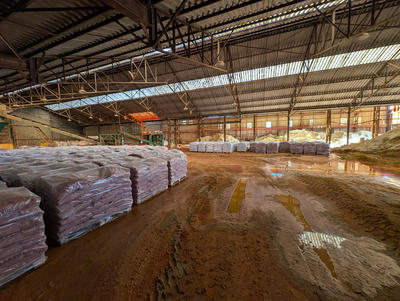 Entrepôt - 3 100 m²