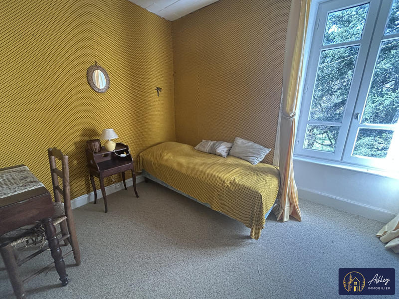 Maison ancienne - 257 m² - 11 pièces