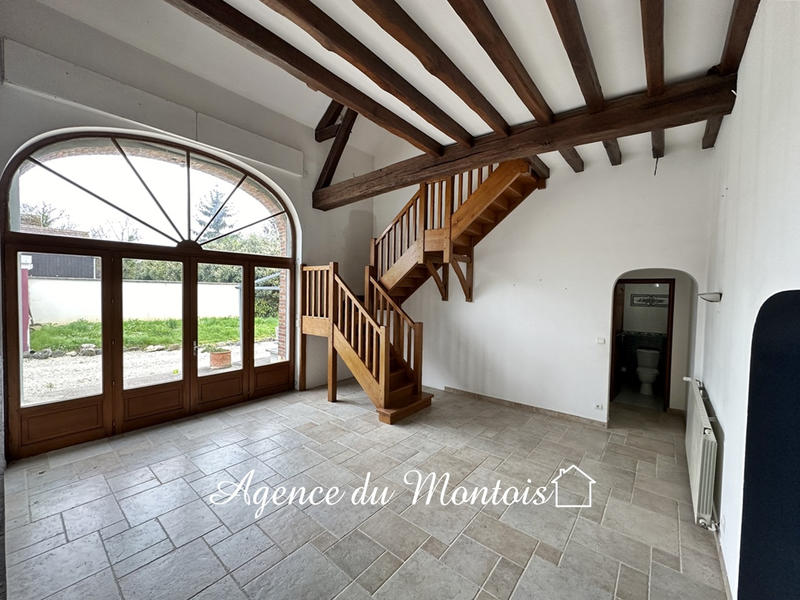 Maison - 192 m² - 6 pièces