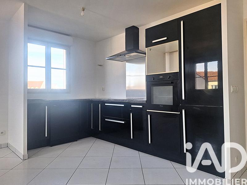 Appartement - 64 m² - 4 pièces