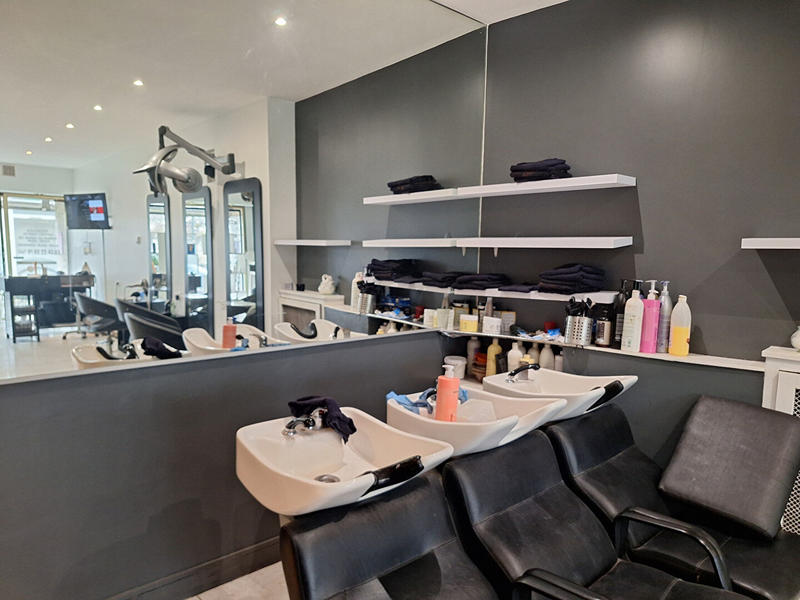 Local commercial - 71 m² - 1 pièce