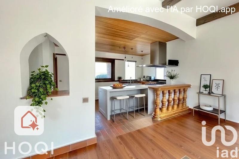 Maison - 225 m² - 8 pièces