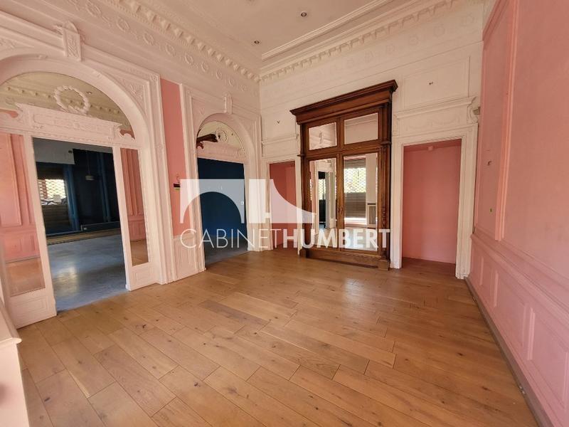 Local commercial - 157 m²