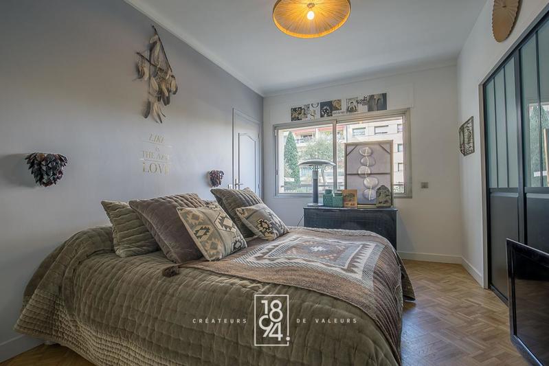 Appartement - 140 m² - 4 pièces