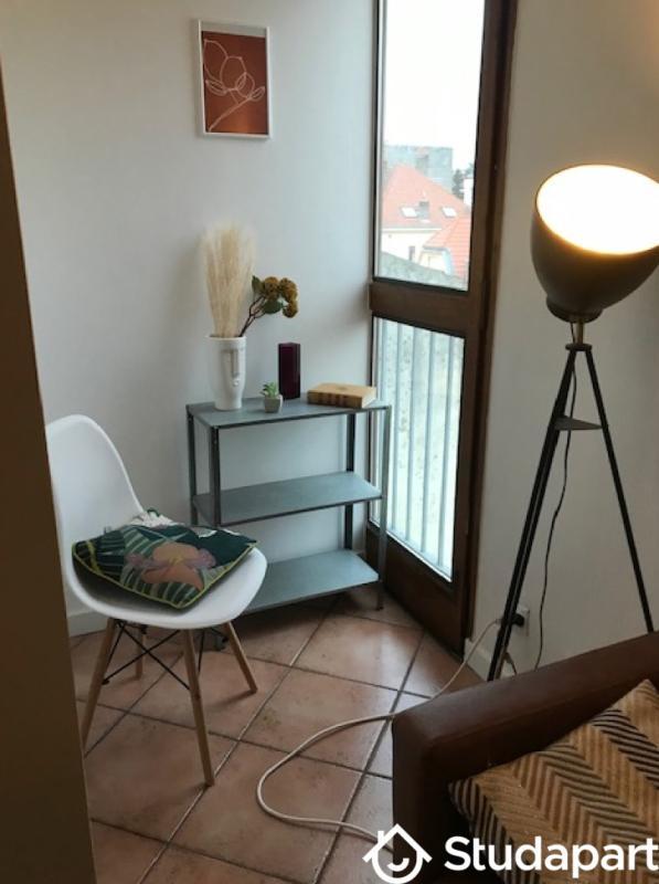 Chambre - 12 m² - 1 pièce