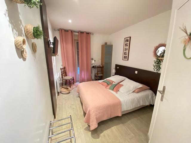 Appartement - 155 m² - 12 pièces