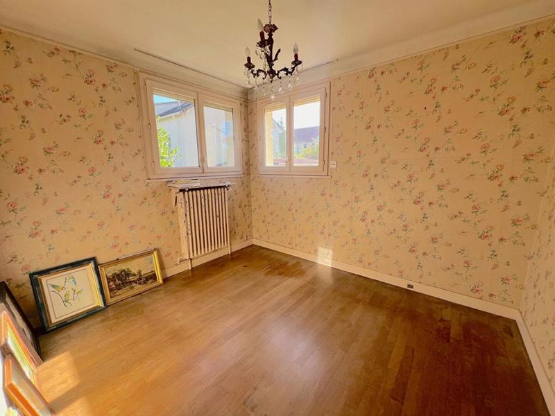 Maison - 105 m² - 5 pièces