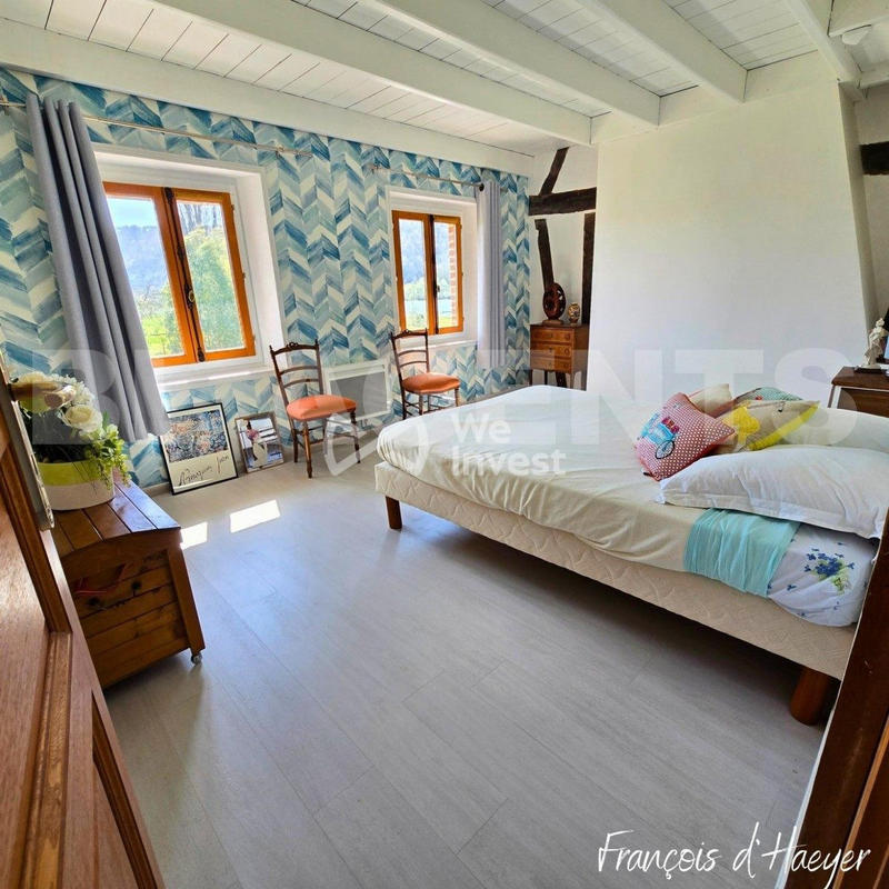 Maison - 205 m² - 8 pièces