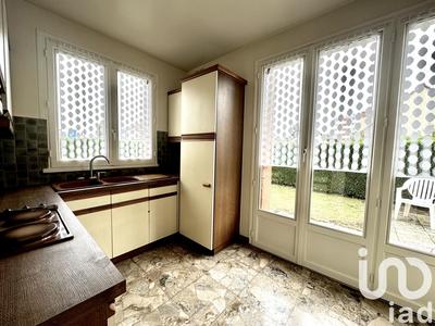 Maison - 95 m² - 4 pièces