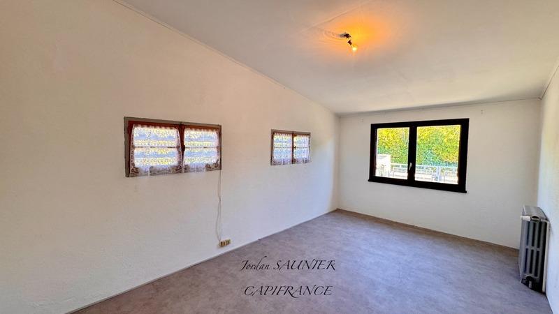 Maison - 170 m² - 8 pièces