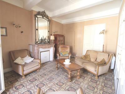 Maison ancienne - 183 m² - 8 pièces