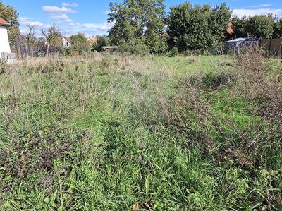 Terrain constructible - 587 m²