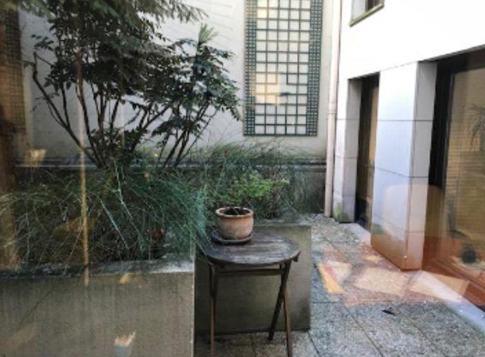 Appartement - 206 m² - 2 pièces