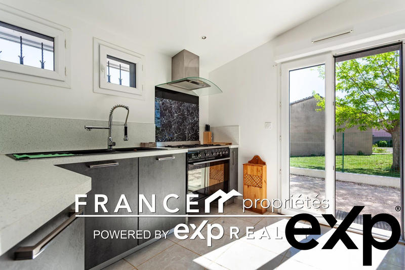 Maison - 80 m² - 4 pièces