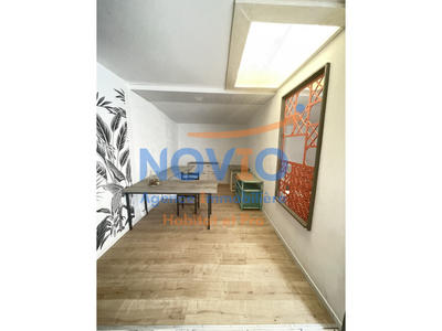 Bureau - 128 m² - 1 pièce