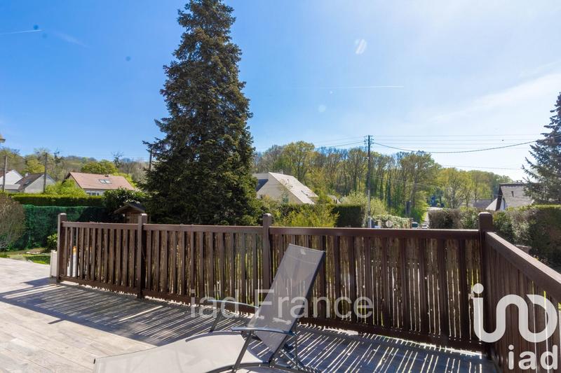 Maison - 185 m² - 8 pièces