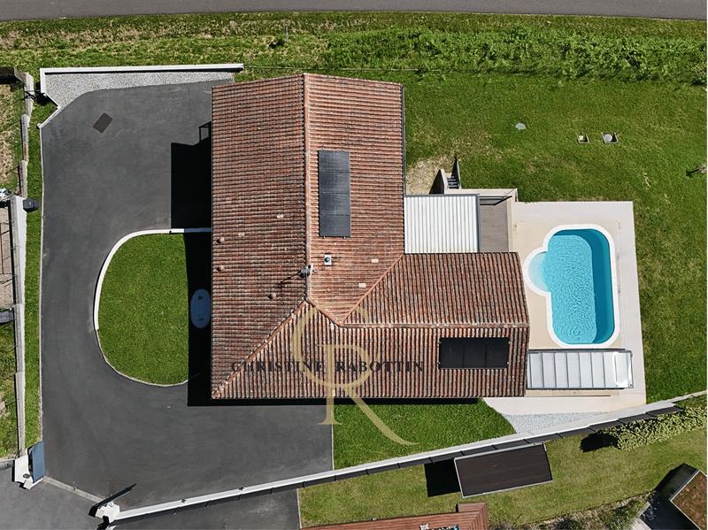 Maison - 143 m² - 4 pièces