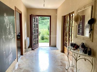 Maison - 164 m² - 6 pièces