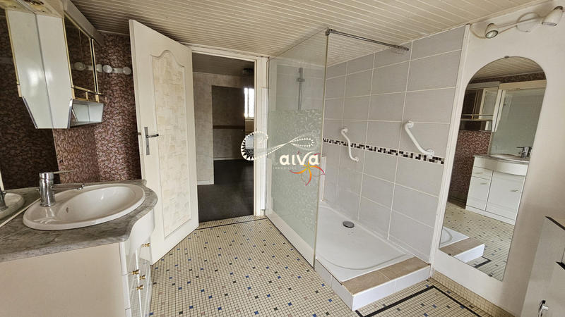 Maison ancienne - 166 m² - 8 pièces