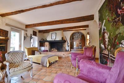 Maison en pierre - 279 m² - 11 pièces