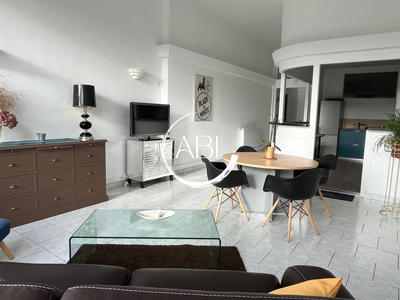 Appartement - 70 m² - 2 pièces