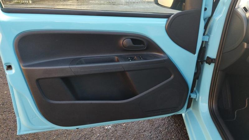 Volkswagen Up! 83 33 kWh .