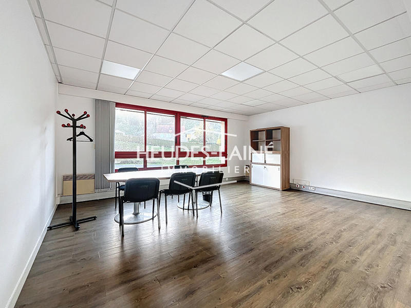 Local d'activité / Entrepôt - 570 m²