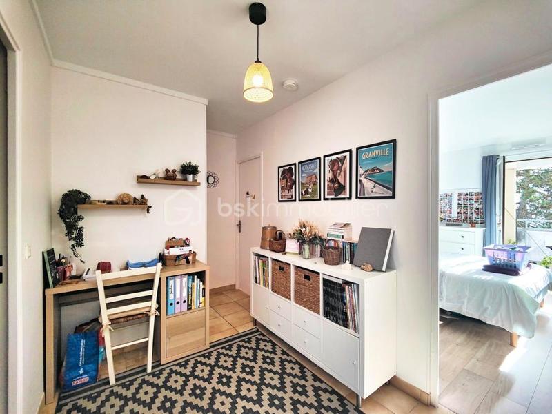 Appartement - 84 m² - 4 pièces